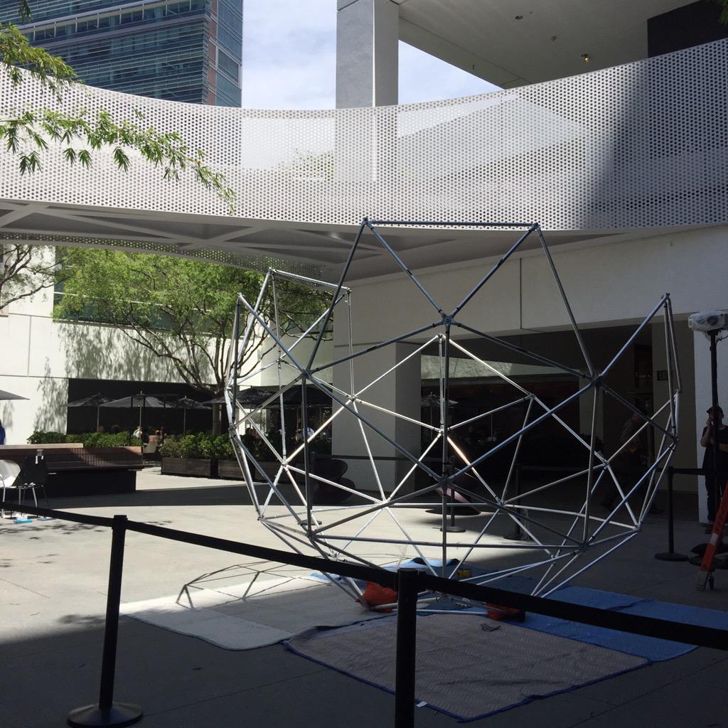 Hammer Museum tweet media