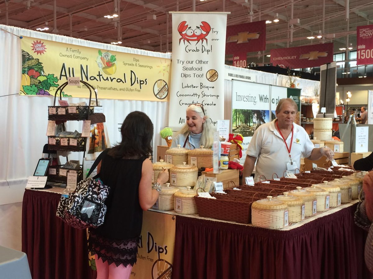 ClaireRatliff's tweet photo. @AllNaturalDips giving out free samples of there delicious dips at #swsNashville aisle 1600 http://t.co/51V25NGyXM