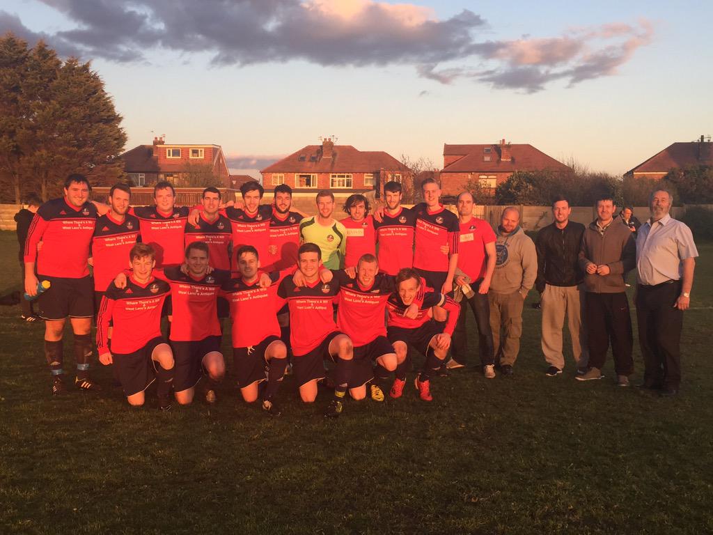 DunesFc's tweet photo. CHAMPIONS http://t.co/9EUD8CQbFh