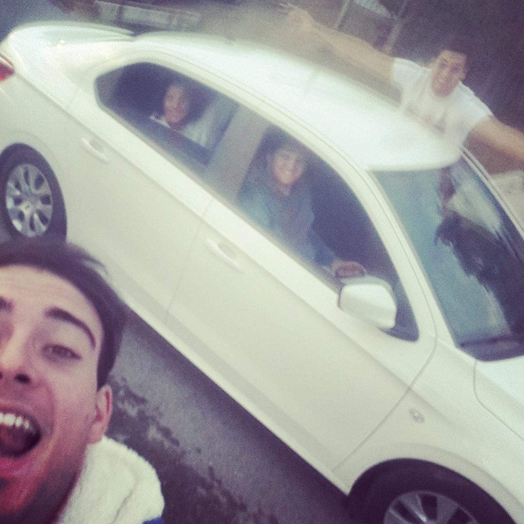 facundobruzzone's tweet photo. Los pibes cruzamos la frontera Bs.As  @YummyyManya @pabloos312 @nicovazquez http://t.co/jOa56PNkM1