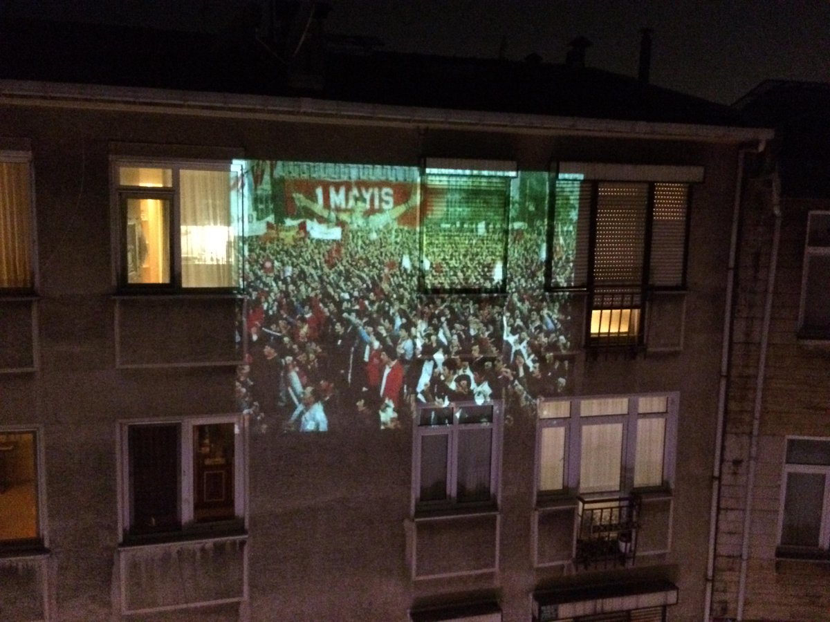 Duvarlar halkın sinema perdesidir. #1Mayıs #SenDeYansıt