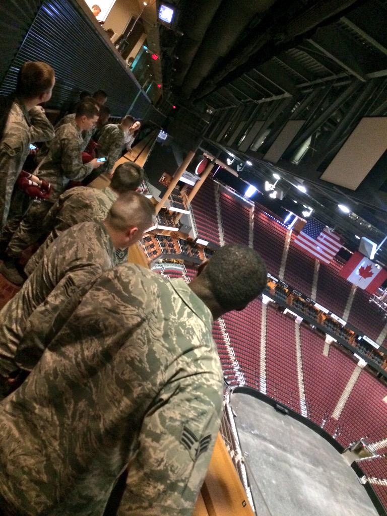 ArizonaCoyotes's tweet photo. After lunch, our new friends from Luke AFB took a tour of @GilaRivArena with their new jerseys! 🇺🇸#TagYourGive http://t.co/8BkQUzwcmj