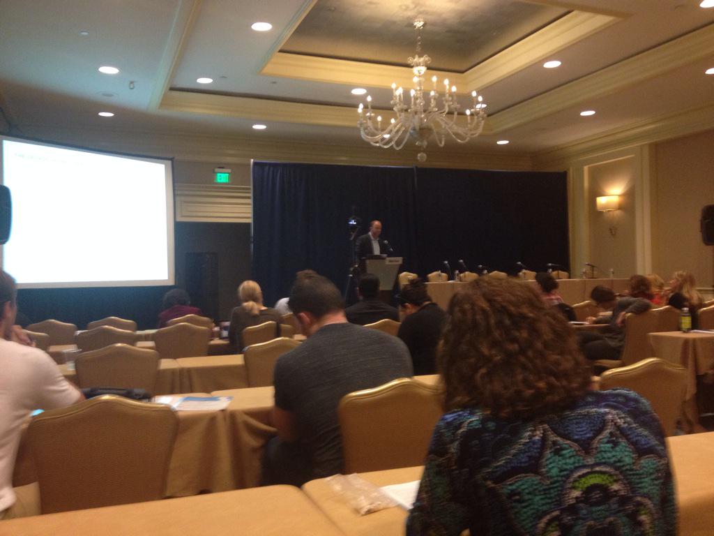 pitchmelisa's tweet photo. "Crowd funding is about 2 things: momentum + perception." @darrenmarble @DigitalHwood #siliconbeach #startups http://t.co/R6gYHSbbA3
