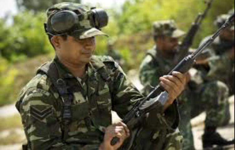 Orgatheri_raees's tweet photo. MDP gaumuge siyadathu gelluvalan ulheytheeve alhugandumen live vaza naai eku fori marani Male gai http://t.co/Dapj7iiUHr
