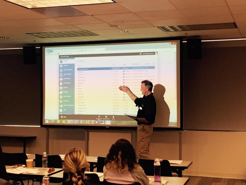 KuttAtBat's tweet photo. "Use the cloud to move your business forward."- @ComputePro Convergence Recap #Azure #msdyngp http://t.co/j7JxNB4Ohl