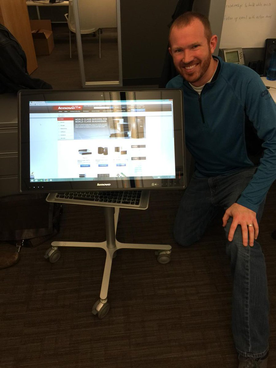_rockwilder's tweet photo. This is how I roll with Lenovo! #rollingwithlenovo @CDWCorp @lenovochannelNA @JungleJeffV http://t.co/pa8ssUjASB