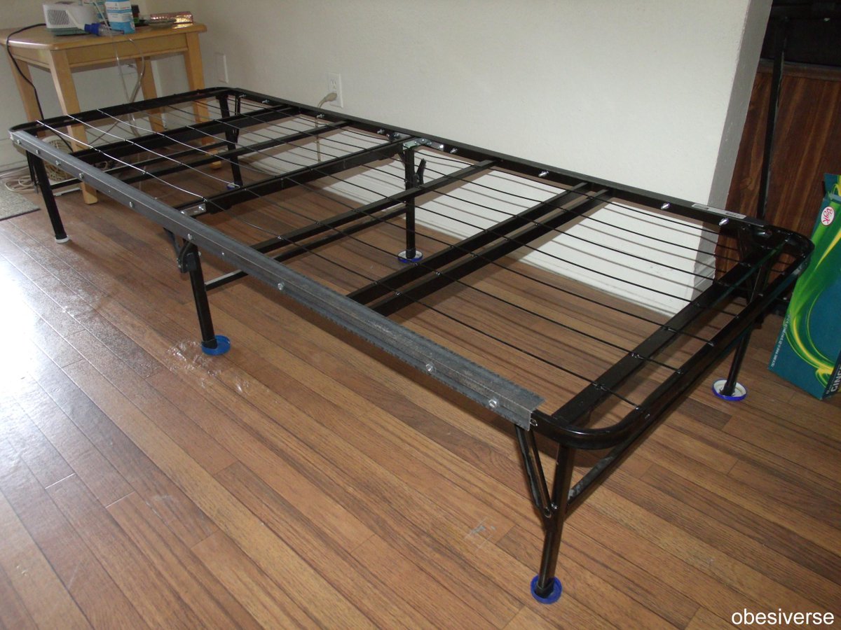 obesicorp's tweet photo. #durabed with #angleiron and #cornerbracket #modification. i know they want 2 #sell more, but i'll make it hold 500! http://t.co/jBrfwdxhTS