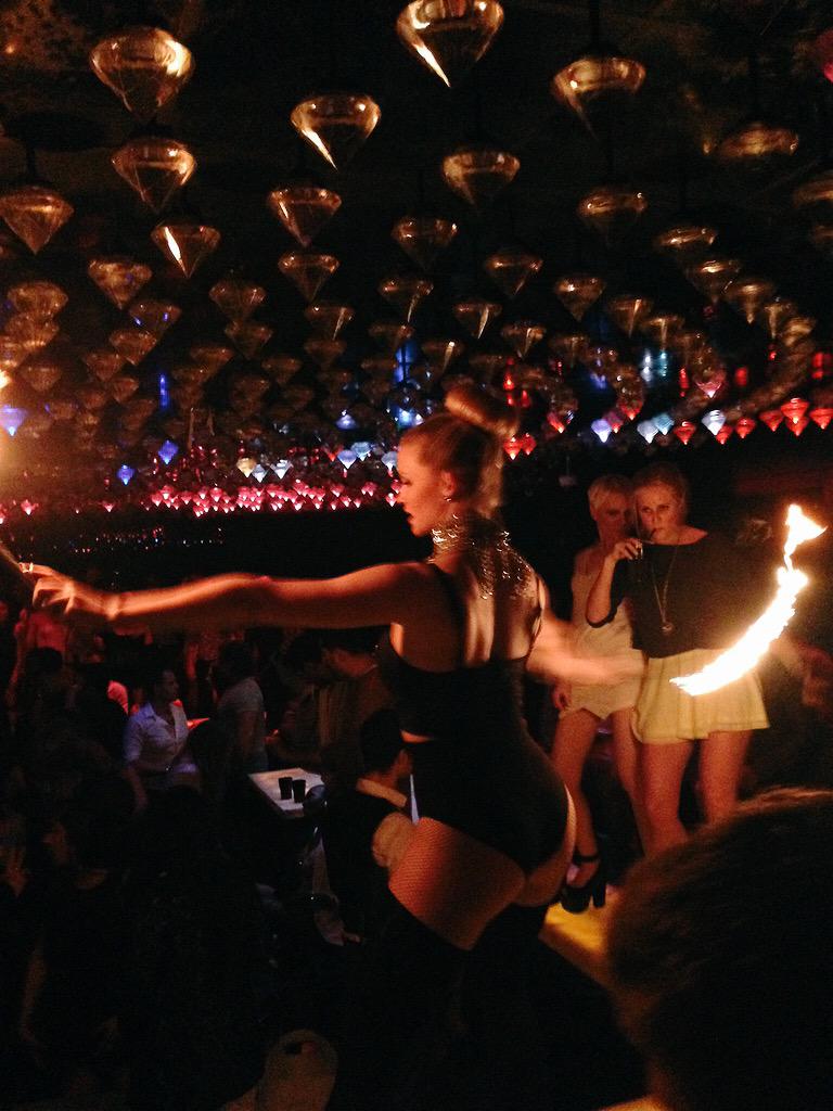 sunnyMIA15's tweet photo. Fire dancers in the club!! #mia15 #londonswag #party #indaclub #bottleservice http://t.co/BnwcscH1Ft
