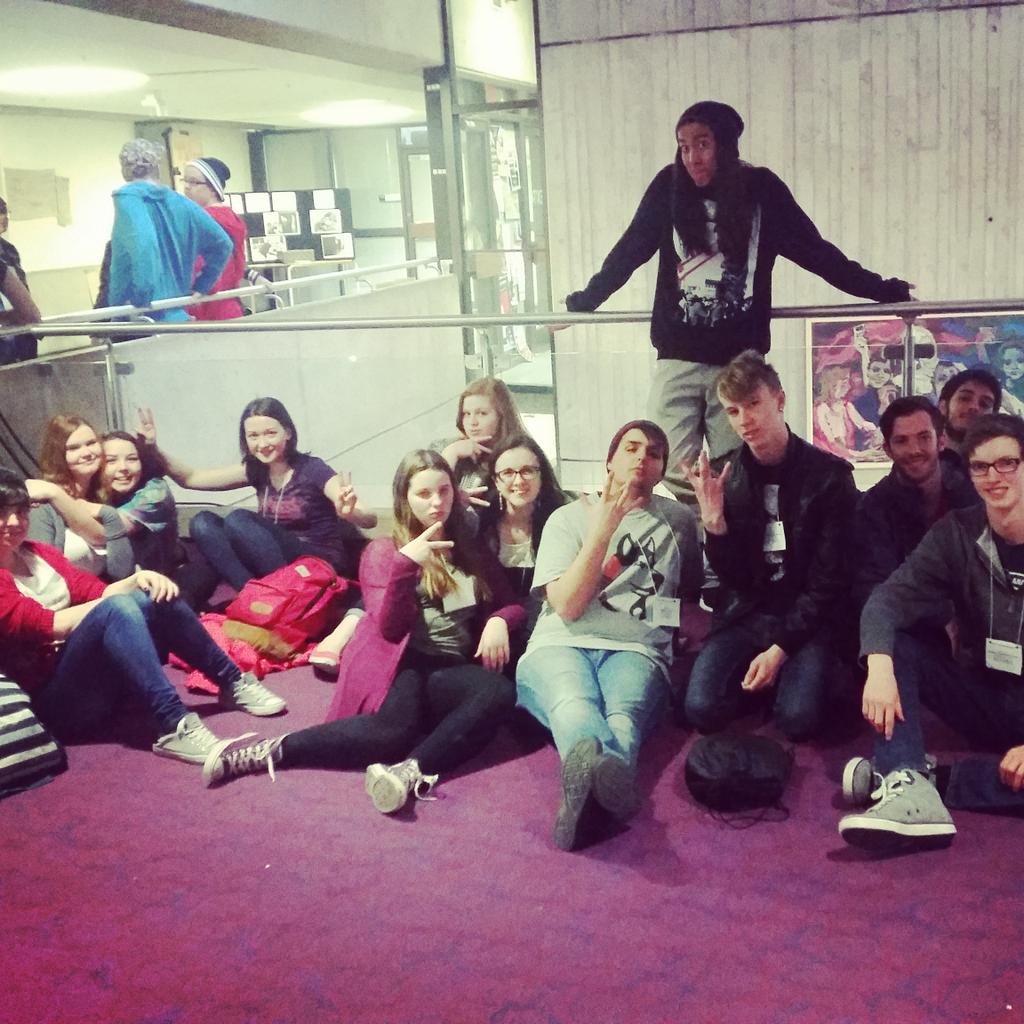 Ms_Cross_NS's tweet photo. @HalifaxWestHS Drama Kids had a first first day @NSDramaFest of workshops and master class with @makeemups #dramafest http://t.co/Npof0WqXzJ