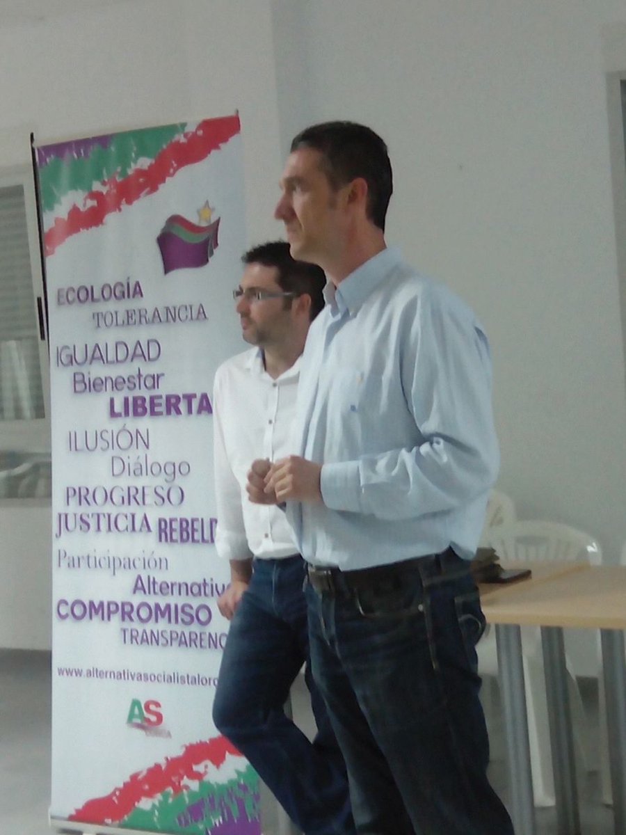 DanielMFajardo's tweet photo. Reunión en Río http://t.co/PNHWGacU0M