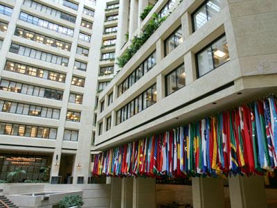 ElInformanteMX's tweet image. El #FMI de modo #Tajante dice que #Grecia debe pagar #960Millones de euros del 6 al 12 de #Mayo.