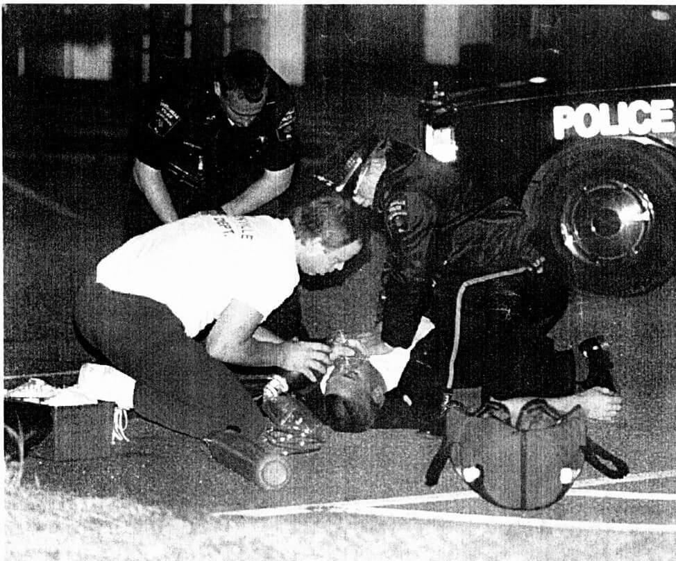 Dean_LaceUp's tweet photo. That's my dad to the right.. He saved his partners life that night.. That's what a real hero looks like. http://t.co/70DYojGNk0