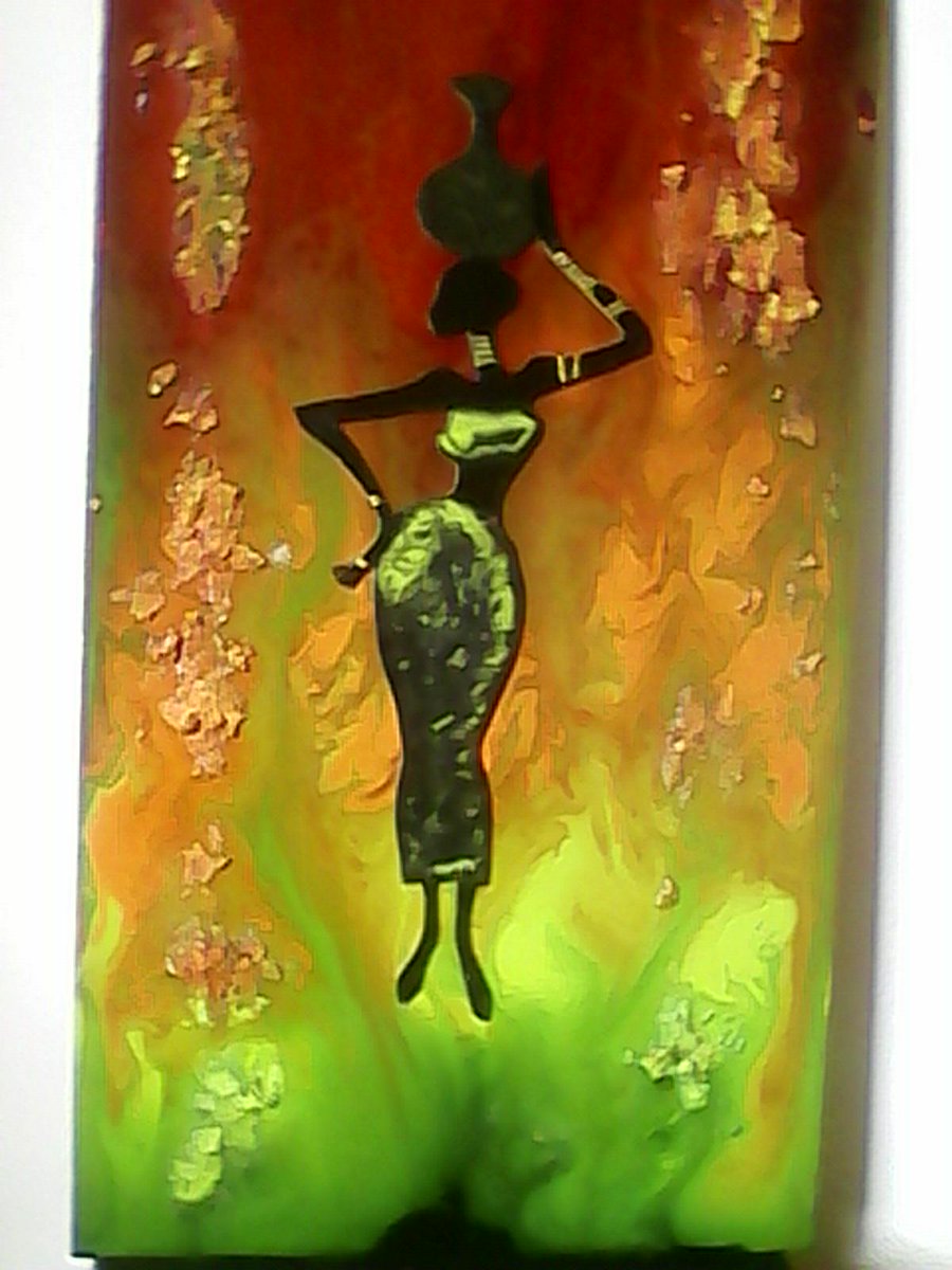 dudupaolilo's tweet photo. @saminhalmeida ainda tem mais dois.O quadro que te mandei foi o verde com amarelo.
o de baixo. http://t.co/rjM9fSsvjk