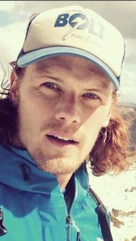 Londoner38's tweet photo. Awww, he is feeling the love . He has seen our B'day wishes . #HappyBirthdaySamHeughan βοΈπππ #Outlander http://t.co/5vpPTRdsse