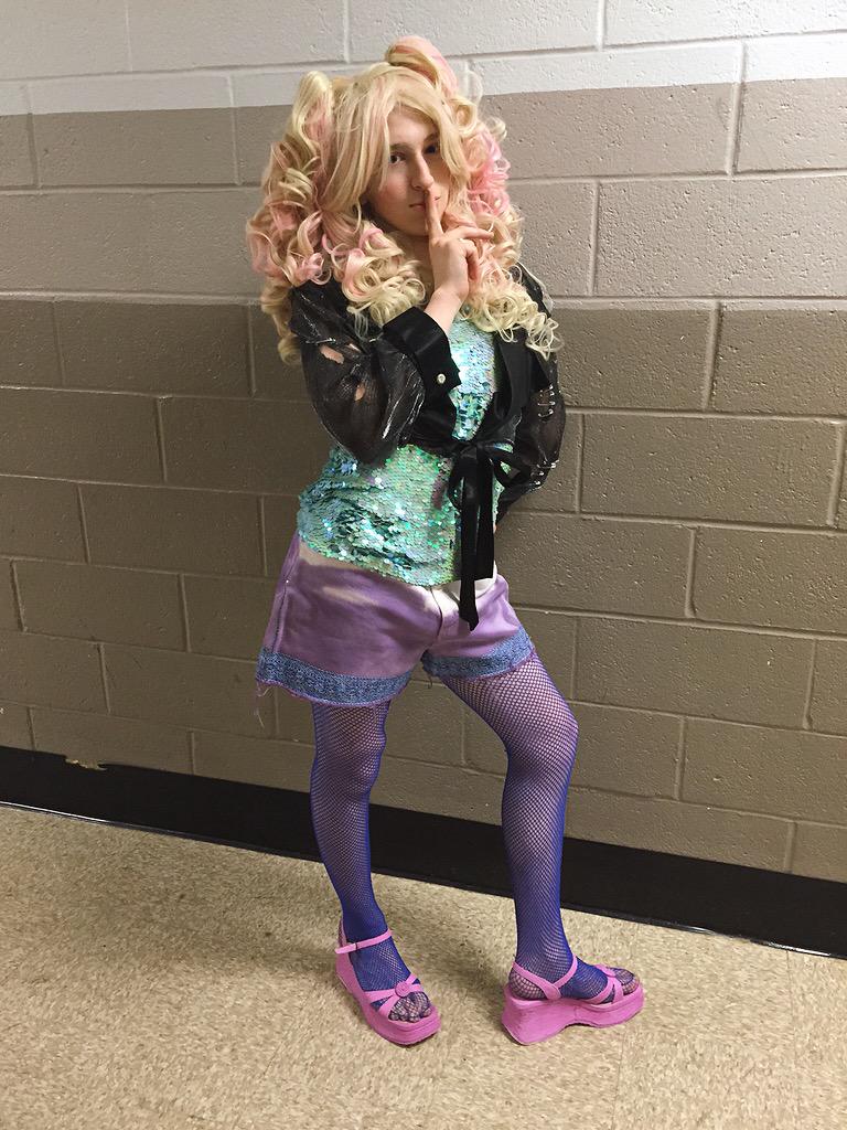DoXXeDThePlay's tweet photo. internet aesthetic ~ http://t.co/pJ7dV1Rti2