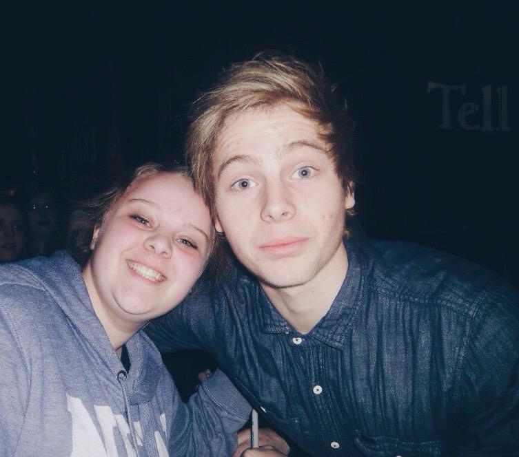 L0VE0NT0UR's tweet photo. oH MY GOD LUKE!!👶🏼👦🏼👱🏼 http://t.co/ipBpS78QvL