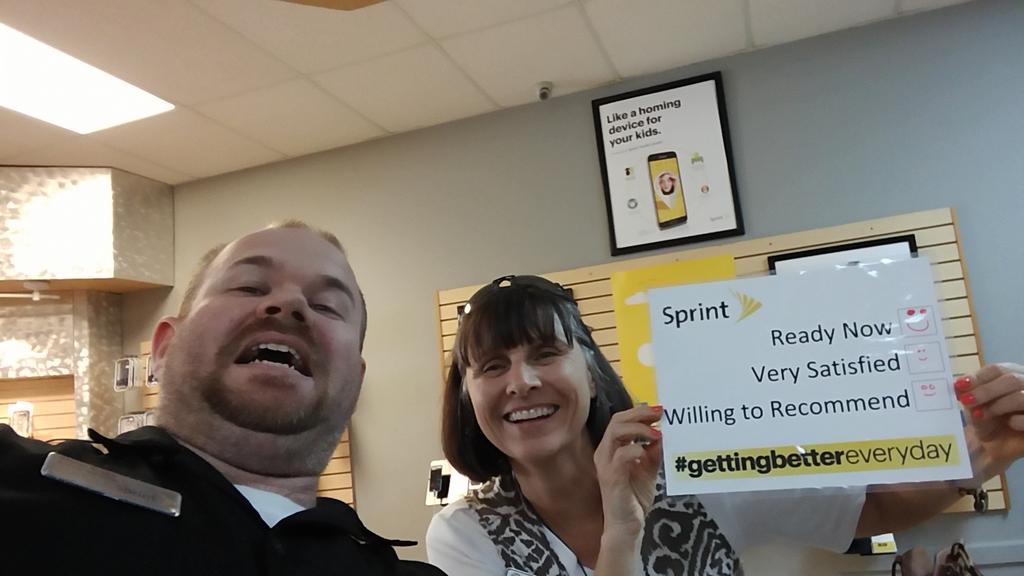 Maycom_PC's tweet image. Another satisfied customer #gettingbettereveryday @MayComWireless @Relax2Live @marceloclaure