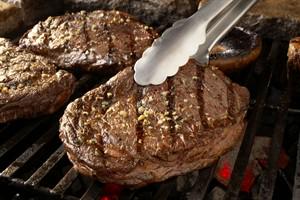 BeefPros's tweet photo. It's almost time to demo how to make restaurant quality steaks at the @SouthernWomensShow in Nashville! #SWS #SWSbeef http://t.co/m6B6roAnwY