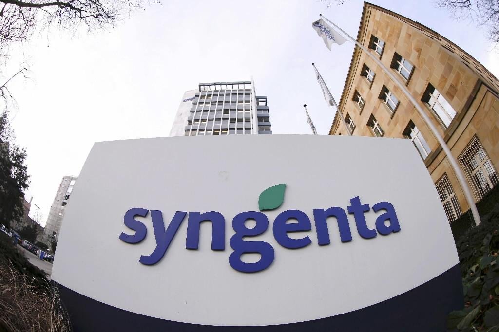 AgweekMagazine's tweet photo. Monsanto offers to buy Syngenta again https://t.co/2lbeKQnmW6 http://t.co/NYUHLt2KDr