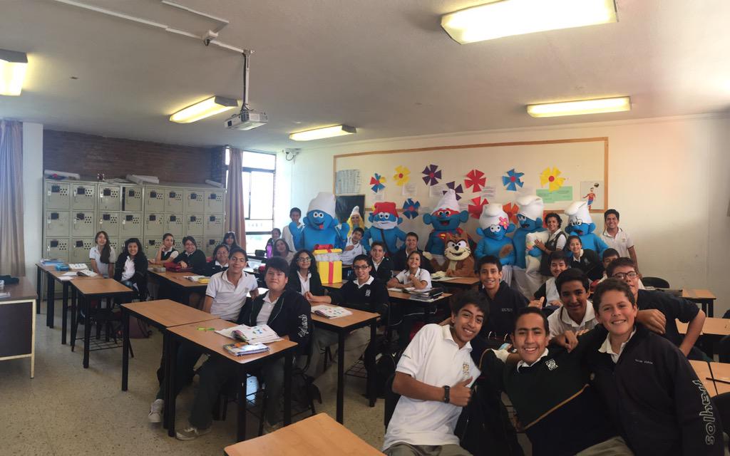 secundariafll's tweet photo. Feliz día a todos los que seguimos siendo niños! Gracias por su visita primaria!!!!!!! http://t.co/YYpBQ9wISx