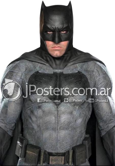 Deet_C's tweet photo. @EtienneToGo @LeSchroeck Da scheint sich ja jemand richtig wohl in seinem Kostüm zu fühlen #grumpybatman #kinoplus http://t.co/8T2WriL8Q1