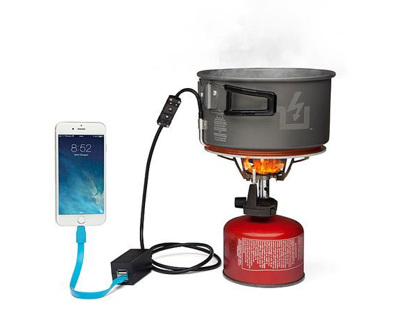 yourbestgadgets's tweet photo. What about charging your phone with a fire? http://t.co/9M4QsvLv17