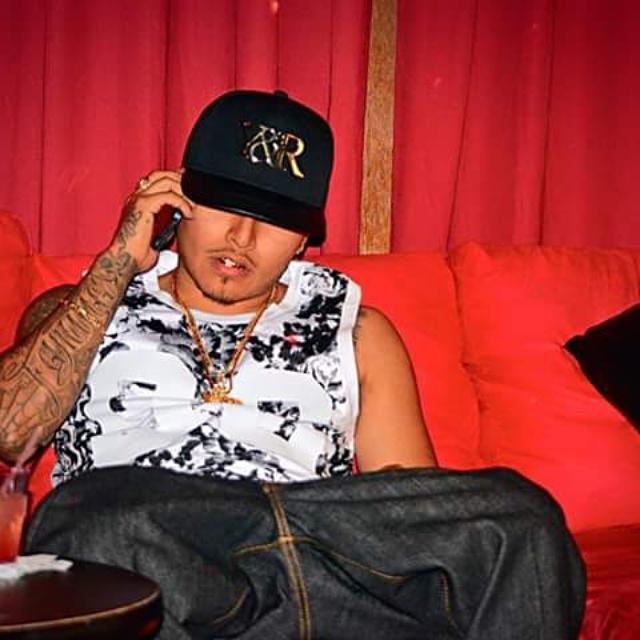 Paper_Stack_Rec's tweet image. #DopeMusic #AddictionIsReal #BaltimoreUprising #RapMusic #Photoshoot #Psrbethelabel #trillmexican