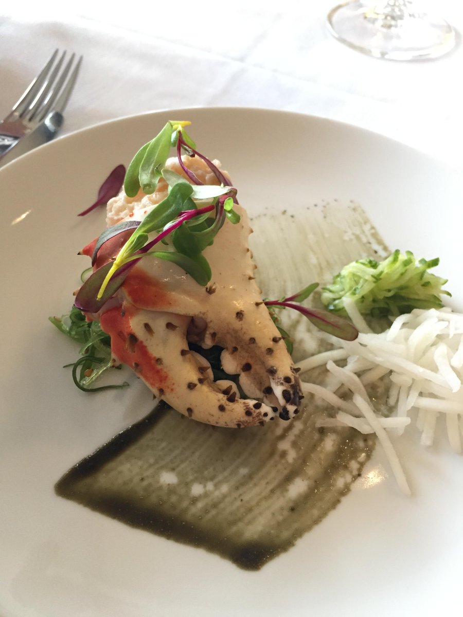 sinbintweeter's tweet photo. Would you eat these? Guests at Englefield Lodge will #englefieldbay http://t.co/TEeuH1pB9b