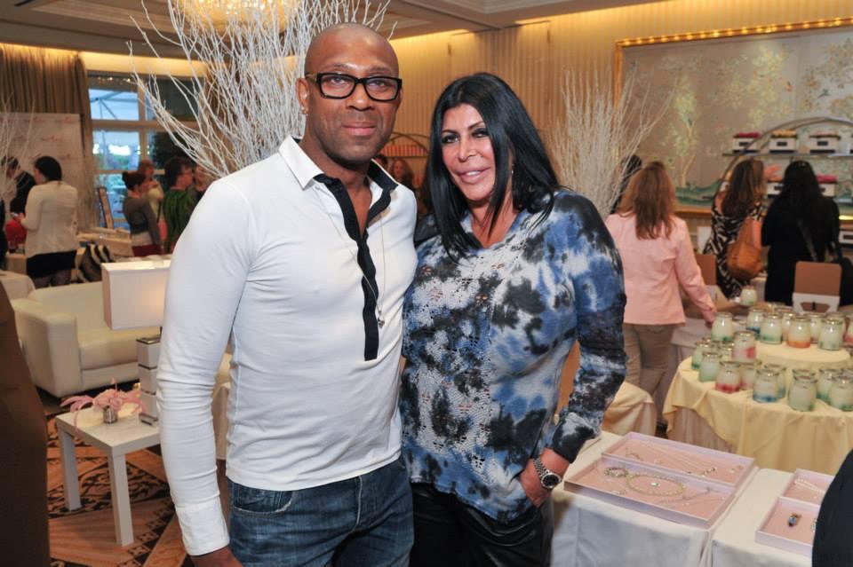 richards_barry's tweet photo. Oh Canada gift lounge 2014 #TBT  #GoldenGlobes #mobwives #jewelry #luxury #LosAngeles #GrisGrisFactory #bijoux http://t.co/rX91EK39uz