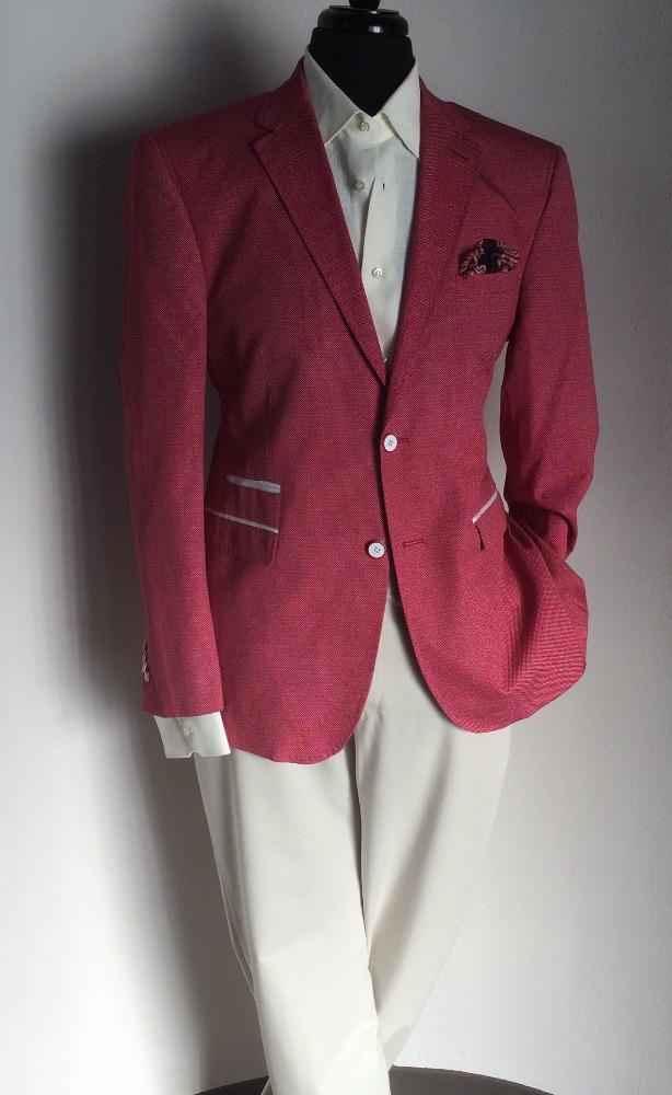 TVANWADE's tweet photo. VanWade for Men 
2141 W. 95th St. STE. 2
"Style @ it's finest" 
312.678.9107 http://t.co/cJ1mlM1Nvy