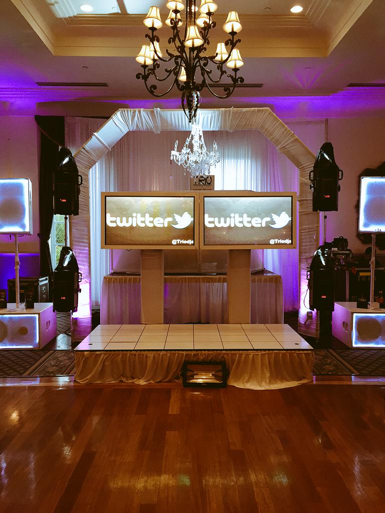 TRIODJS's tweet photo. Ready To Kick Things Off At @JBrooklynSocial's 5th Anniversary Girls & Guys Night Out!! 🎉🎊 #TrioProductions http://t.co/IuOsweKddx