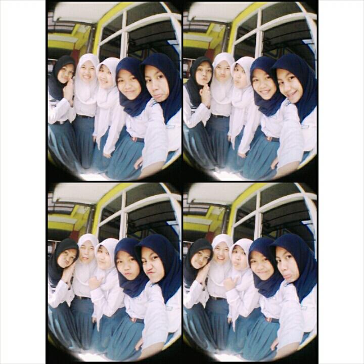 mirnaadewi's tweet photo. Gaissssssss cantiknya kalian ({}) @ApriliamShaira @wulandariimane @lutfymaulidha3 @mirabudianti2 http://t.co/tCZcjFdjae