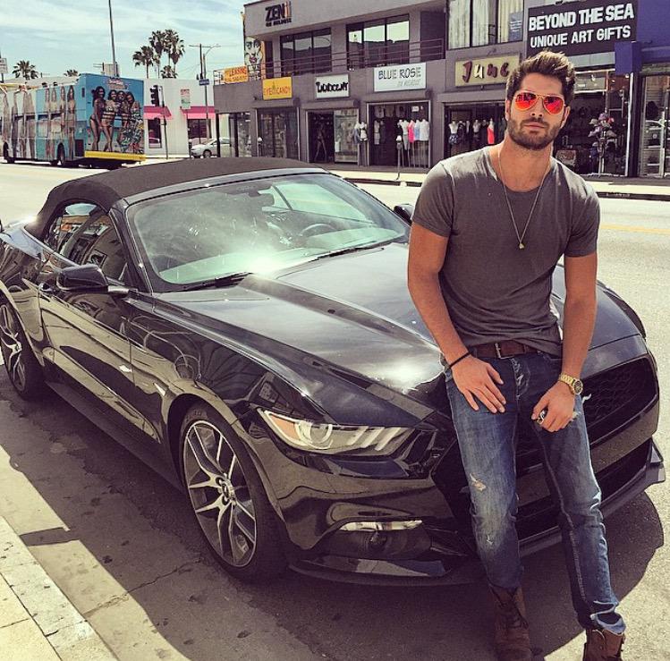 NickZarillo's tweet photo. With my girl 🚘 http://t.co/3MZVRVKAyO