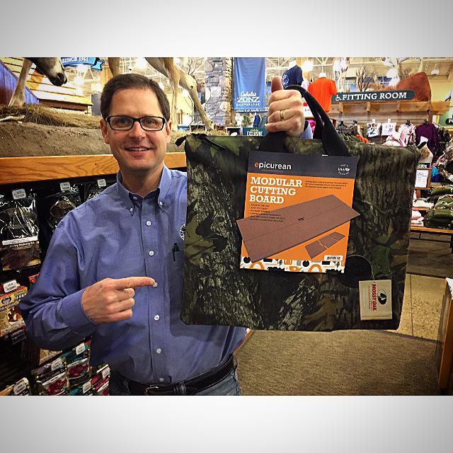 duluthpack's tweet photo. President, Tom stopped by Cabela's in Regina, Saskatchewan &amp; found the product we made w/ @MossyOak &amp; @Epicurean! http://t.co/jC1FD6MzTG