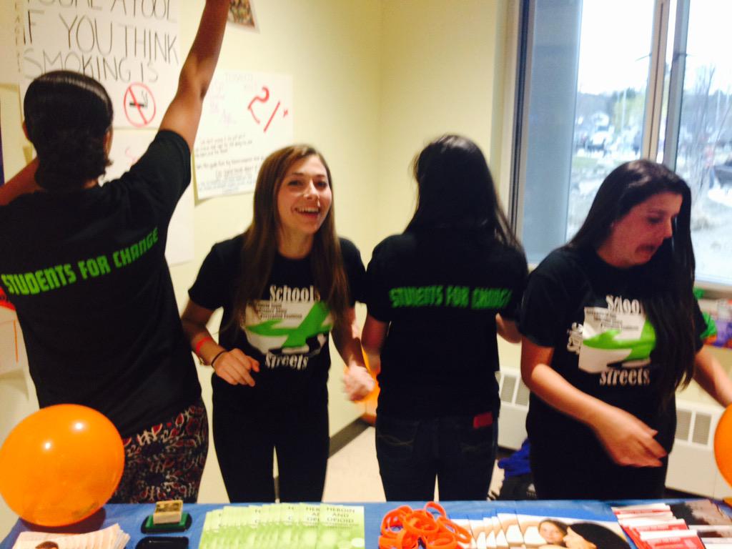 Great event! Full 
Passport! Ice cream to boot :) #GHS <a href="/donwoo1/">Donna Woodcock</a> <a href="/GHSyearbook413/">GHS Yearbook</a> <a href="/GreenfieldStuco/">GHS Student Council</a> <a href="/4sc_greenfield/">4SC</a>