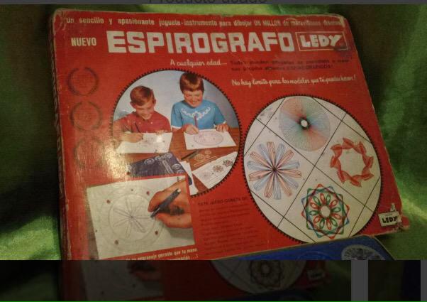 Mirareina's tweet image. #MisJuguetesEran #espirografo #lillyLedy