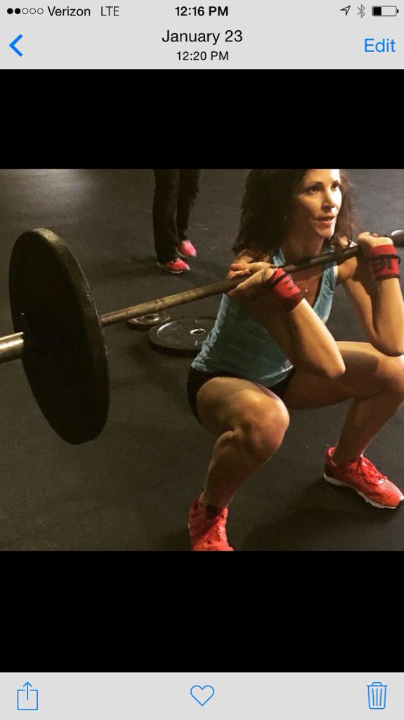 allworks4's tweet photo. #crossfit #familyevent #fitover40 http://t.co/vQw0fmXYJg