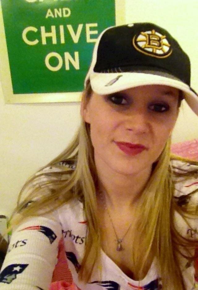 ablondebabe's tweet photo. Yep!&amp;I'm a @Patriots fan living in the middle of #RavensNation &amp; #redskinsnation @InfluensterVox #loudandproud ☺️ http://t.co/ZIAp3QQNZz