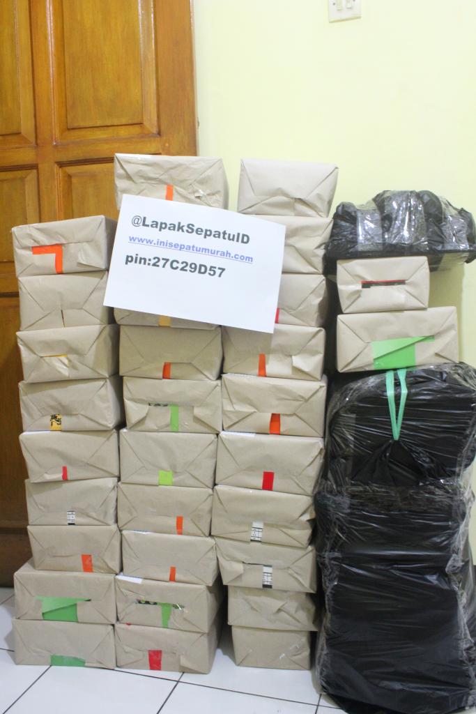 LapakSepatuID_'s tweet photo. Alhamdulillah, 30 April 2015 :) http://t.co/tc9AR8Sd4t
