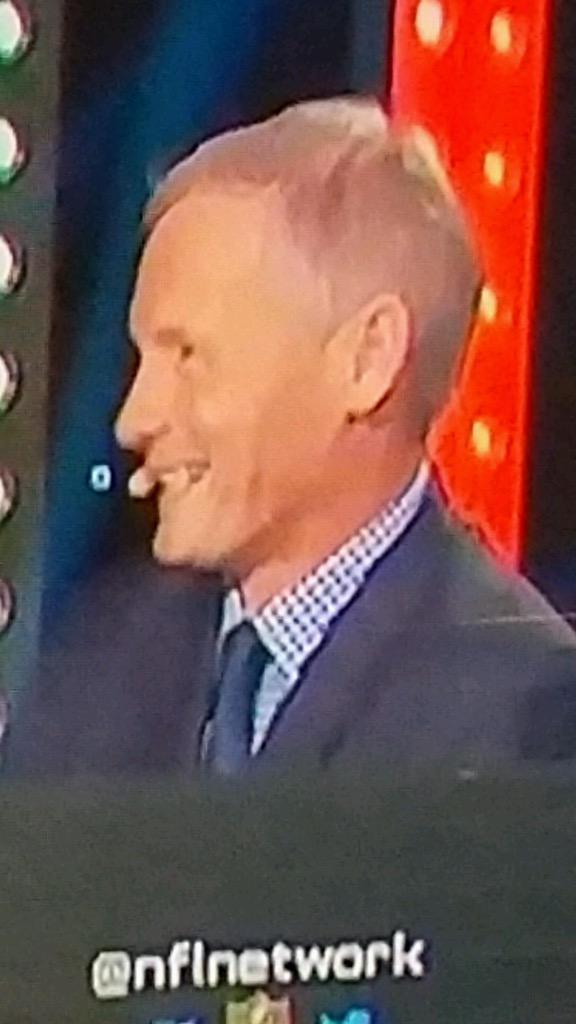 chullstein's tweet photo. 2 second smile! #NFLDraft #MakeMayockSmile #gotem http://t.co/6yxDYODTyE