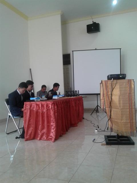 Acara dibuka dgn lantunan ayat suci Al-Qur'an
#MukernasIMAKAHIXVII