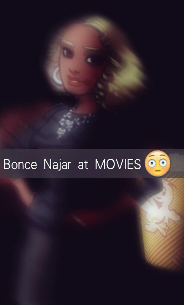 BonceNajar's tweet photo. Fan took a pic of me in the movies.
#snapchat
#thecanvas
Best movie ever! http://t.co/C1J91XizUI