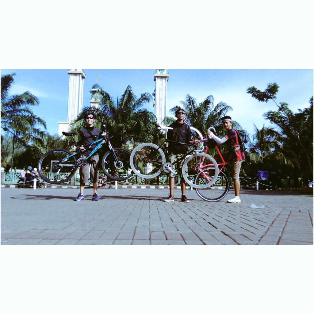 B.I.C (@bic_bekasi) on Twitter photo 