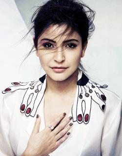 Suparnabhabi's tweet photo. Happy Birthday Anushka Sharma @AnushkaSharma http://t.co/0tnuHDgjaB