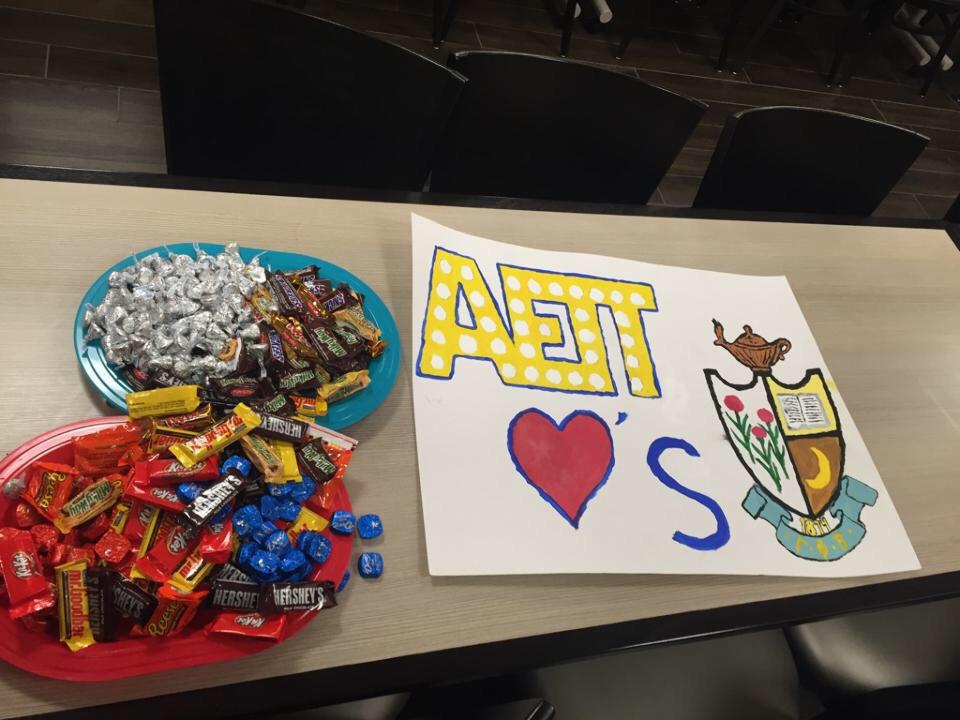 Thank you <a href="/purdue_aepi/">AEPi Purdue</a> for the candy! 😊🍫