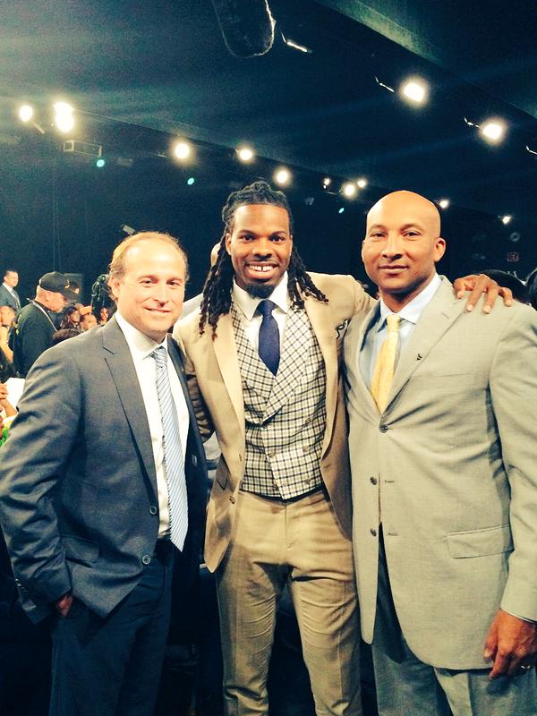 WVUfootball's tweet photo. Great pic by @linzespieler of @kwhite8, @Holgorsendana and @CoachGalloway7. http://t.co/hJwjM5JbaY