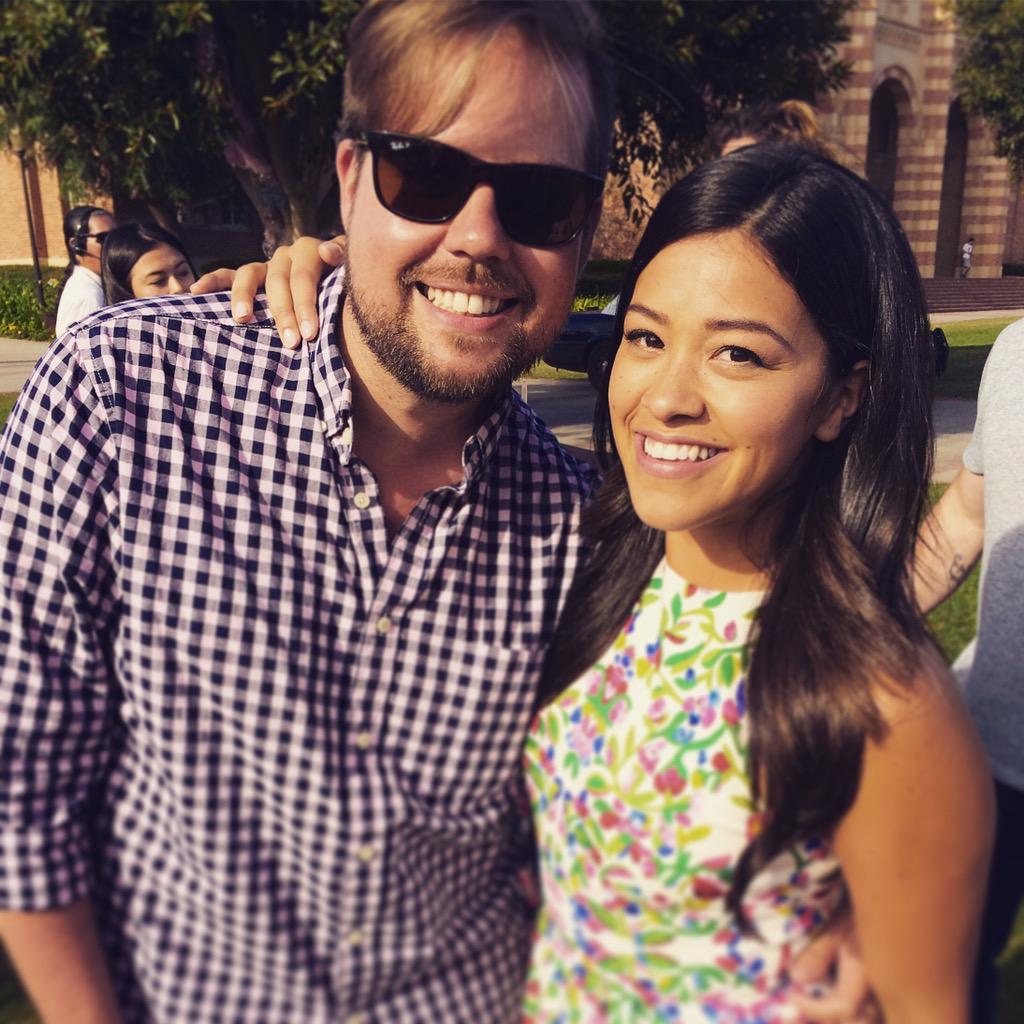 joeyhodges's tweet image. Me and my new boo @HereIsGina #KiplingMakeHappy