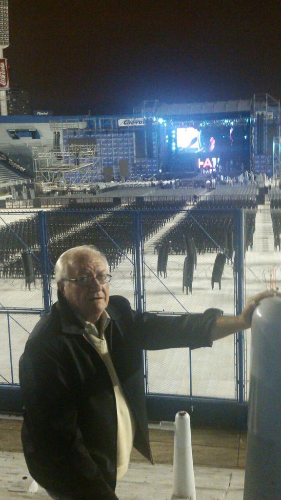 AdultoMayorFR's tweet photo. Palpitando el 1M @MRF2015 @MassaPrensa @mirtatundis @alepascual @dariogiustozzi @MalenaMassa @Tigre24noticias http://t.co/MkaGJjYnIm