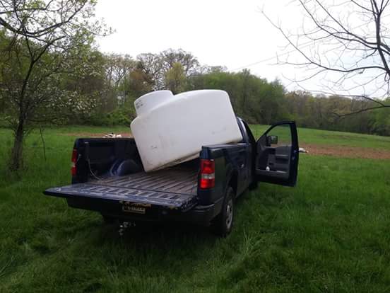 SKM926's tweet photo. Mark Mills is a dedicated New Farmer Project mentor. Today he delivered equipment to a startup #MoCoFarms @MCDED http://t.co/kJFp3eRWAQ