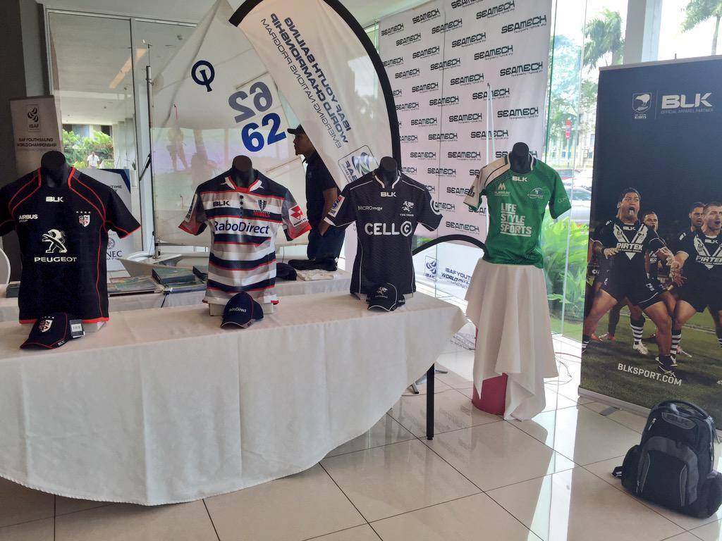 shootconcepts's tweet photo. @JasonSintome @BLK_SPORT @TheSharksZA look what we found in @TourismFiji http://t.co/ivEwFrN0b7